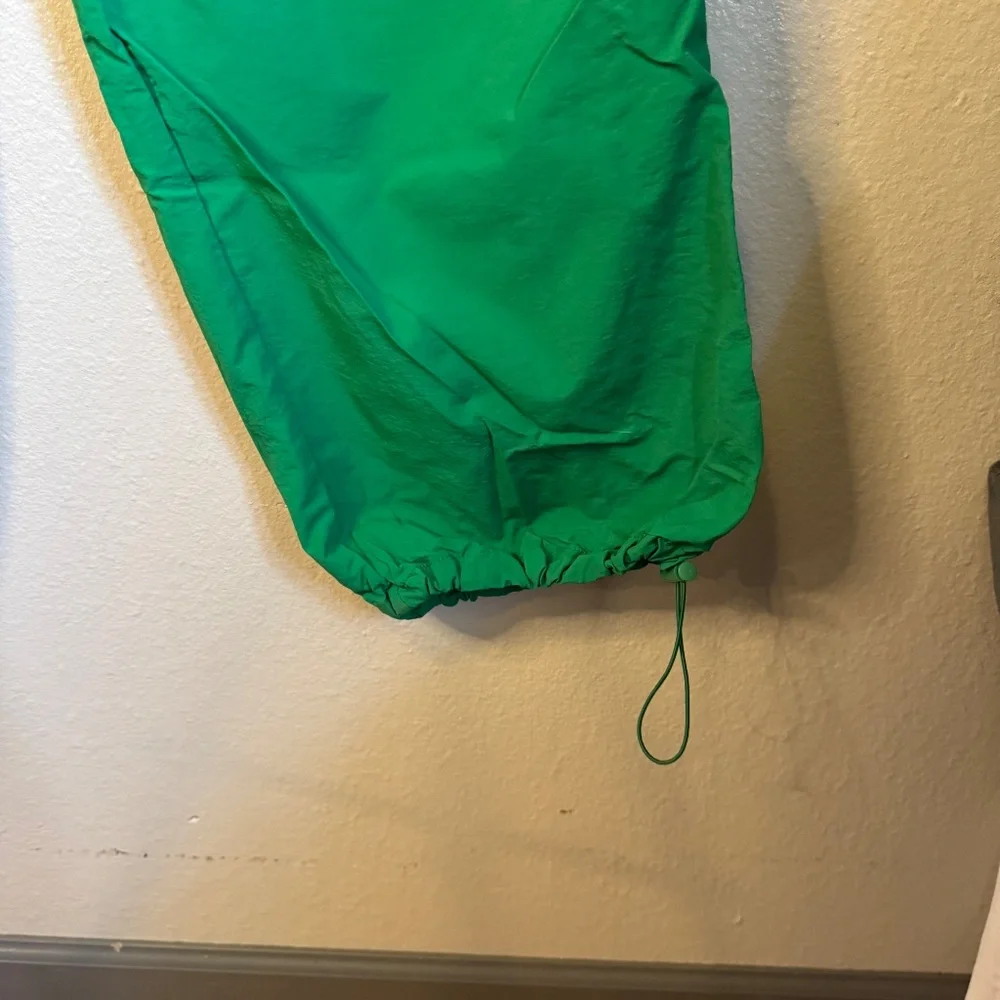 Love Tree Lightweight Parachute Cargo Pants with Drawstring Ankles Green - Picture 2 of 5